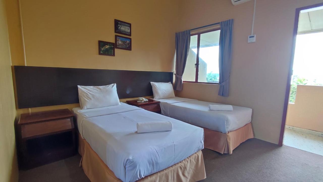Mersing Merlin Inn Exteriör bild