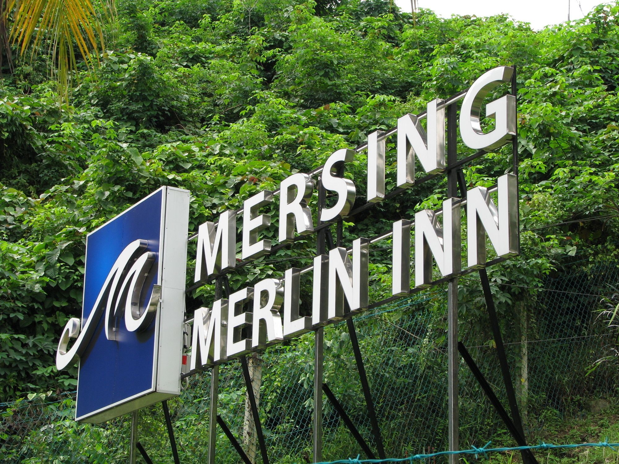Mersing Merlin Inn Exteriör bild